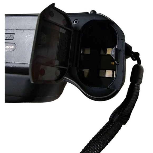 Pentax IQZoom 60 AF Macro Zoom 38-60mm Point Shoot 35mm Camera Strap UNTESTED - Picture 7 of 9